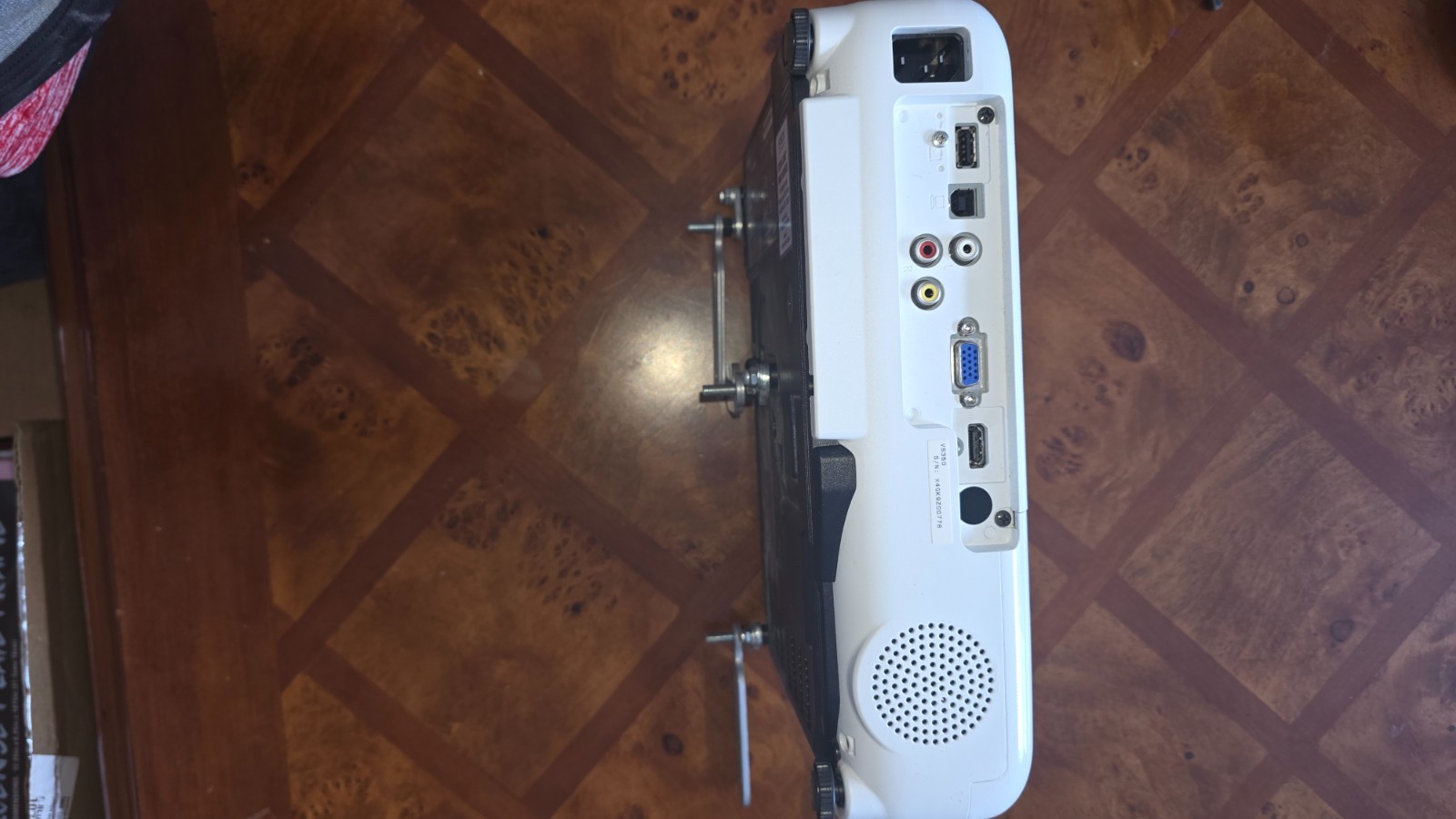 Epson VS350 LCD Multimedia Projector Used in Excellent condition