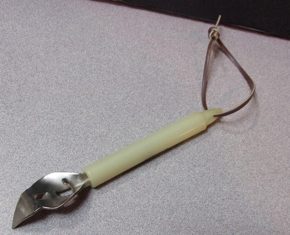 Vintage Can Opener NEIDIG'S AUTOMOTIVE Camp Hill Pa. Beer / Soda Unused!