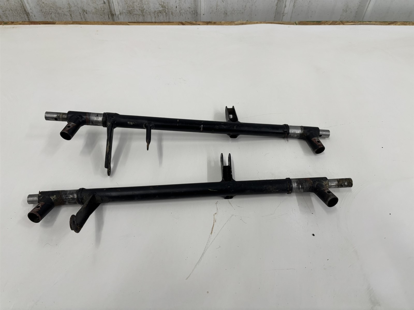 66 Cessna 150 F Rudder Pedal Bar Bars & shafts Weld Assembly 0411526-1 0411526-2