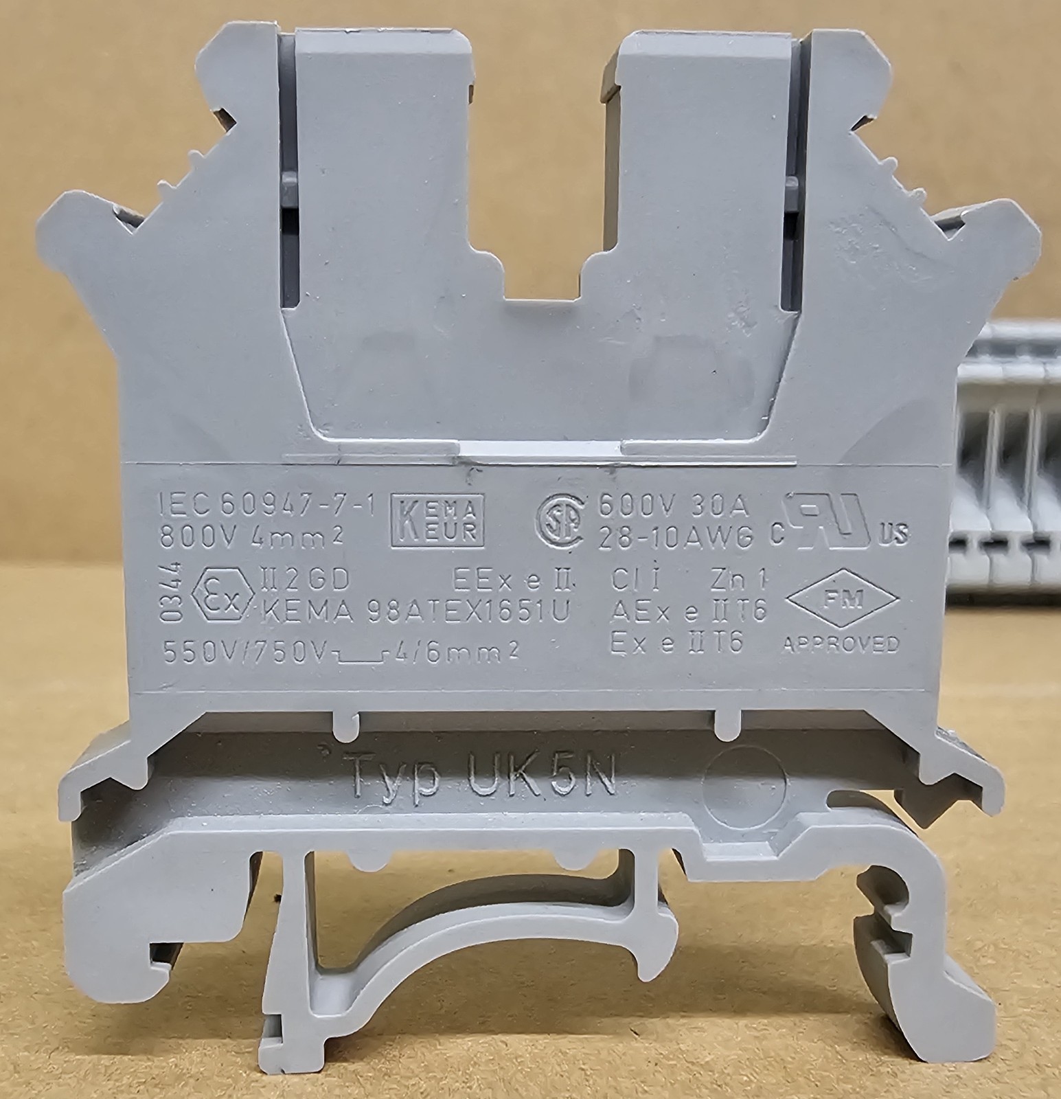 PHOENIX CONTACT UK 5N (lot of 40)