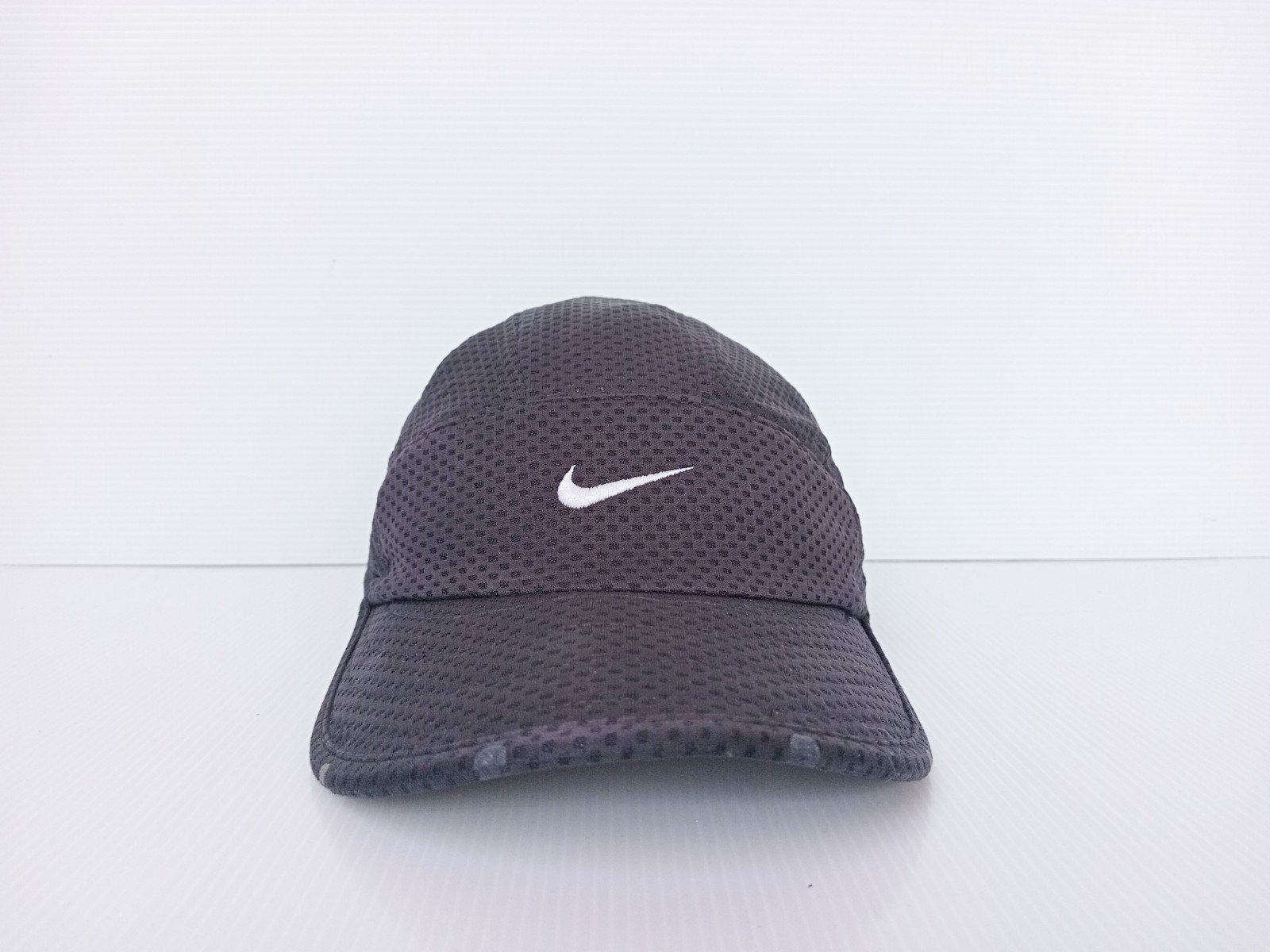 2 Pcs THERE IS NO FINISH LINE NIKE FIT White / Black Cap Hat Full Mesh TAILWIND