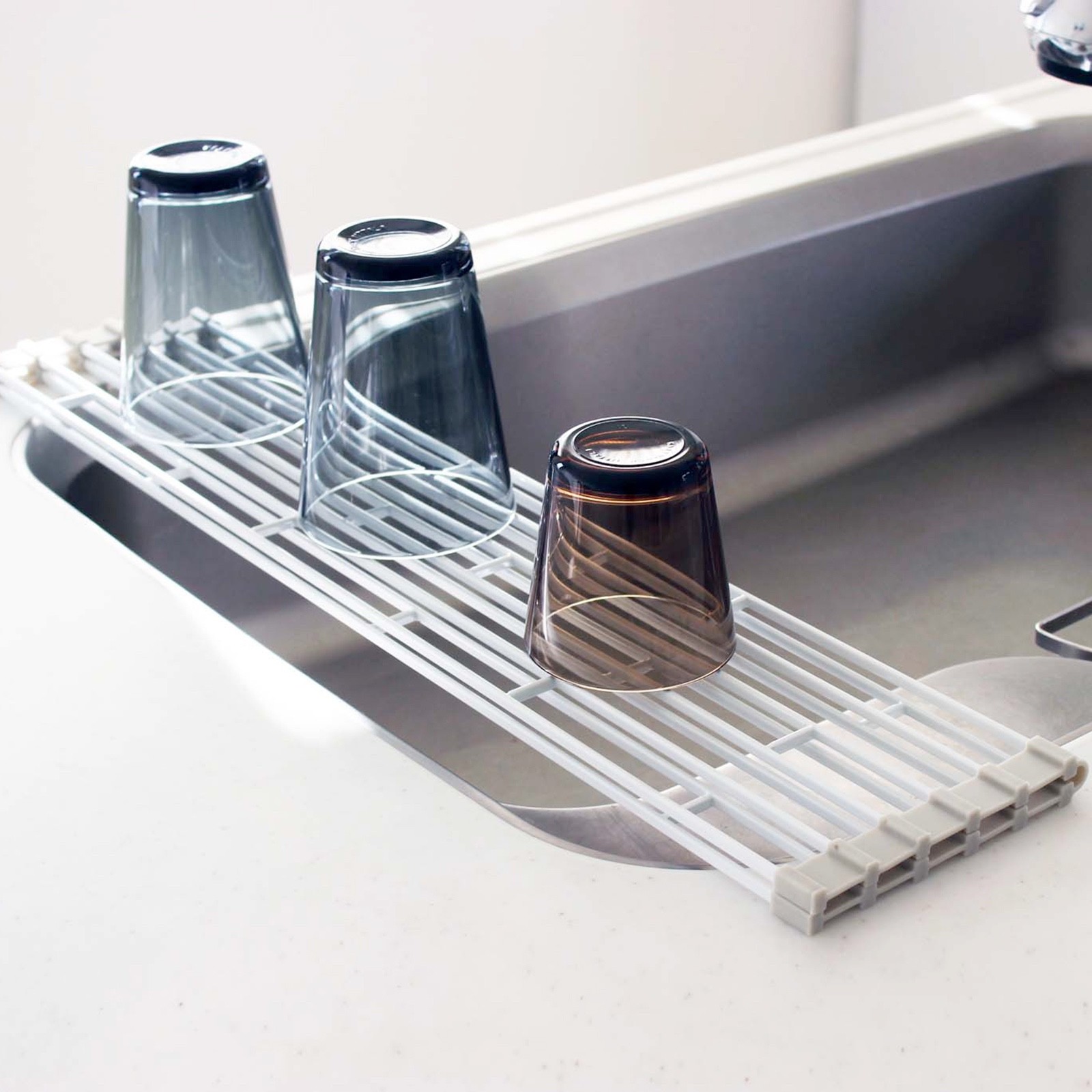 Yamazaki Home PLATE Over-the-Sink Kitchen Dish Drainer