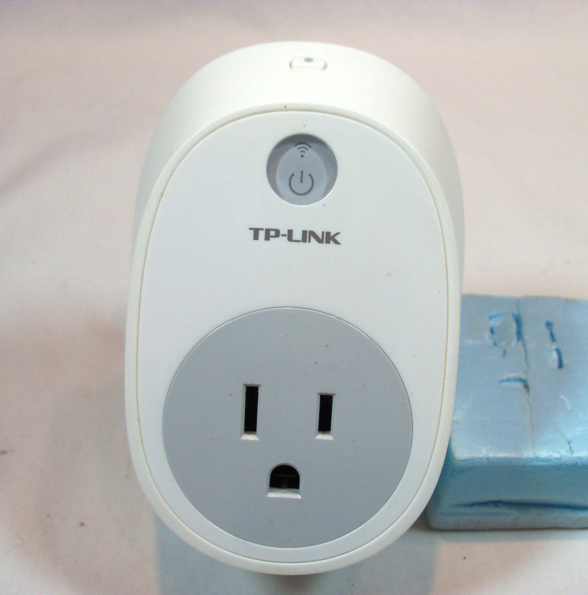 TP-Link Wi-Fi Plug HS110