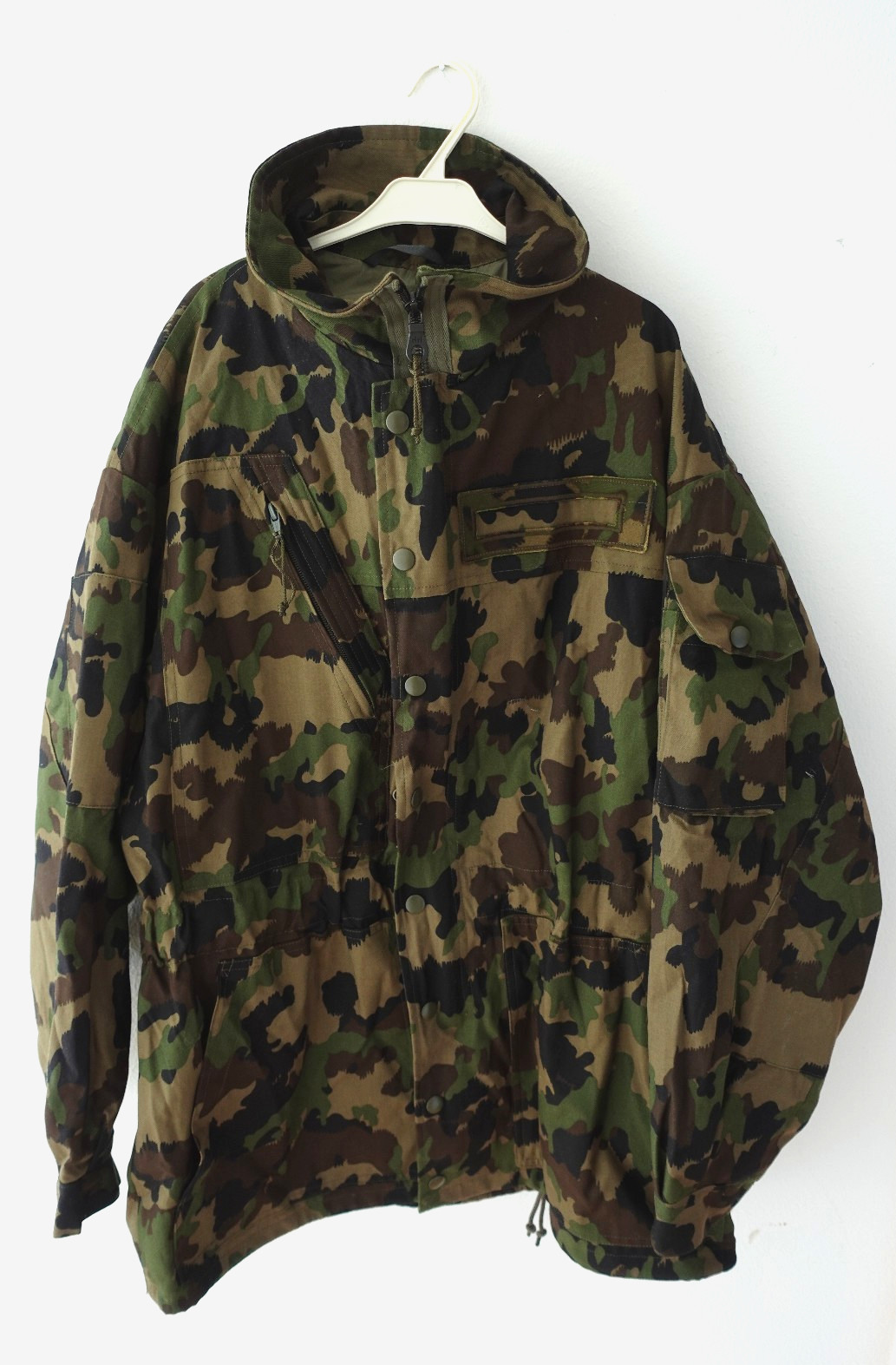 Swiss Army Field jacket camouflage TAZ 90 Alpenflage, size EU 52/ L Military VTG