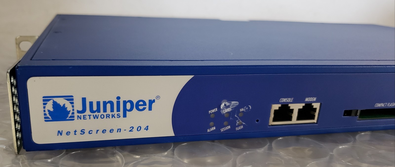 Juniper NetScreen-204 NS-204-001-DC Firewall Security Appliance w/ 2x Ears