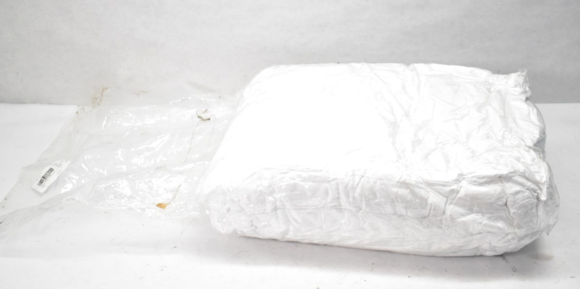 Deconovo 2 Pack Pillow Shams w Pillow Inserts White Bedding 26" x 26" Square