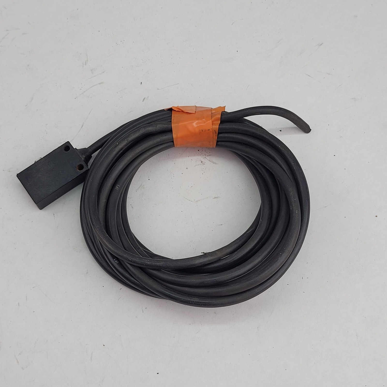 Keyence PZ-51T Photoelectric Sensor - USED