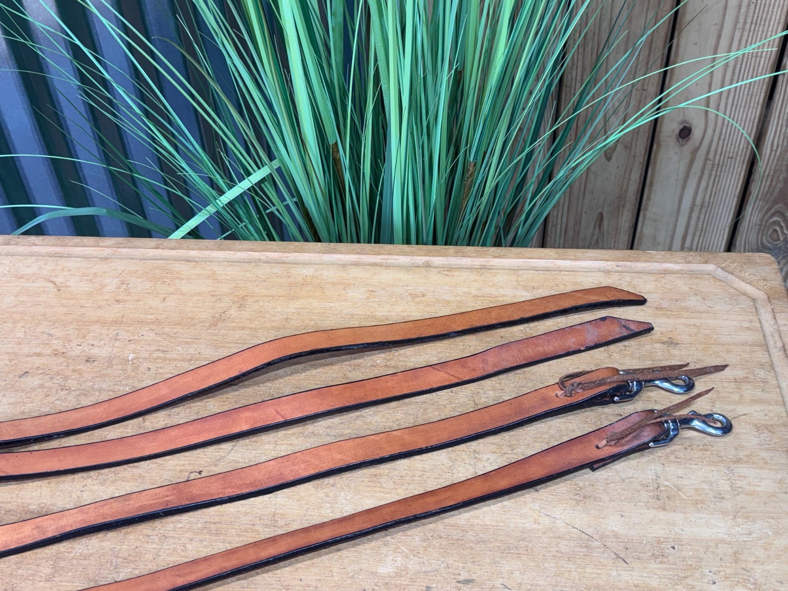 Snap On Light Oil Western SPLIT REINS ~ 7'6"  x  1" Wide