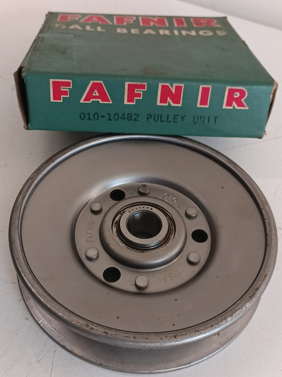 Fafnir 010-10482 Pulley Unit New old stock ball pulley sheave 5 x 1-1/4 x 5/8