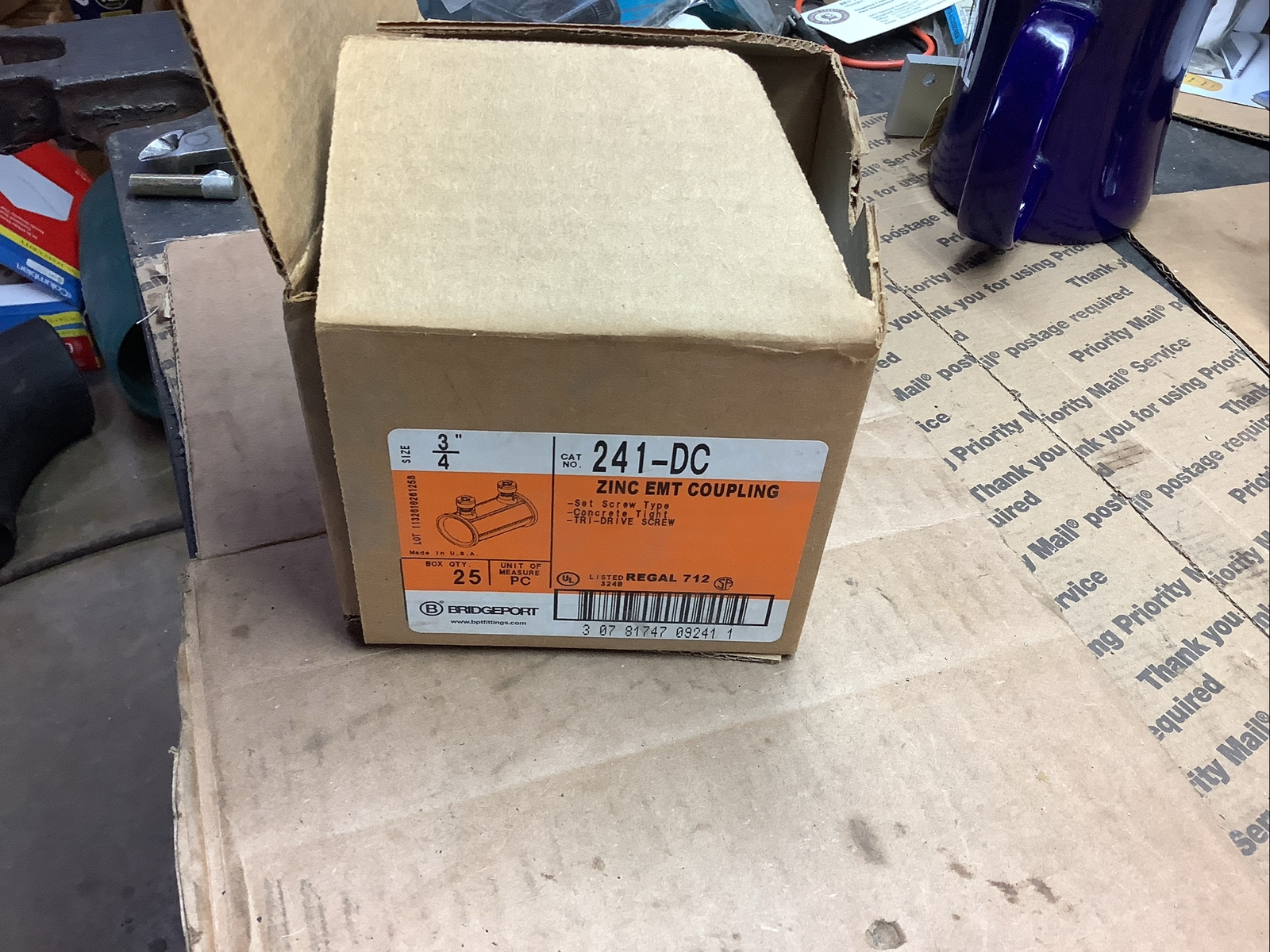Lot of 25, BRIDGEPORT 241-DC 3/4"  EMT Set Screw Zinc Coupling (NEW)