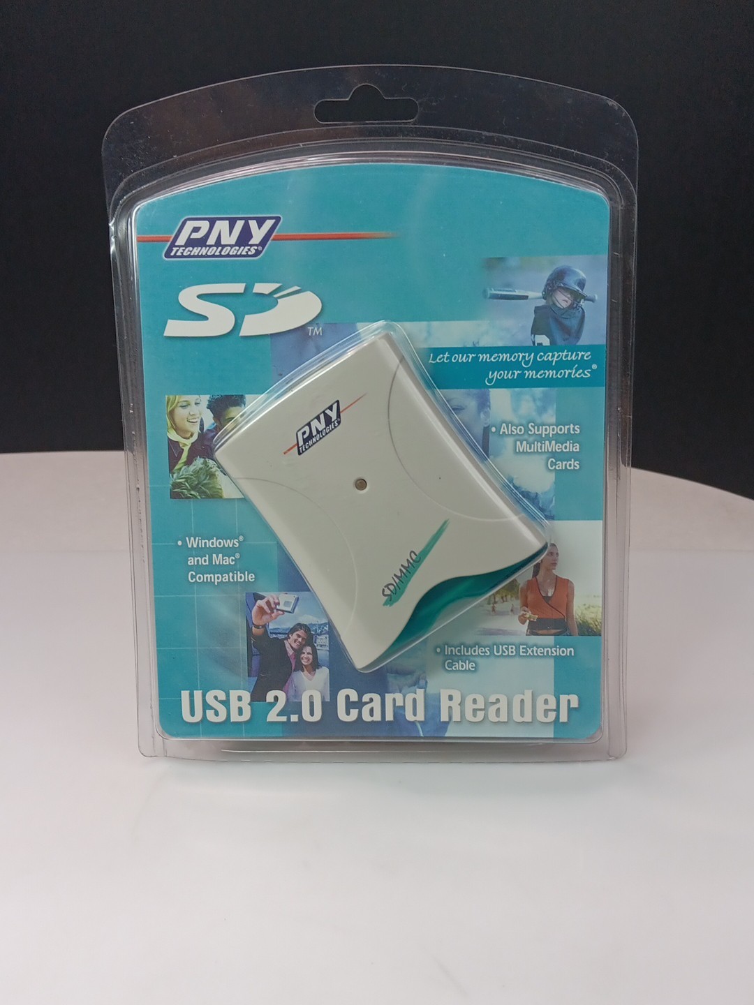USB 2.0 Card Reader-SD/MultiMedia Cards-2002 PNY Technologies