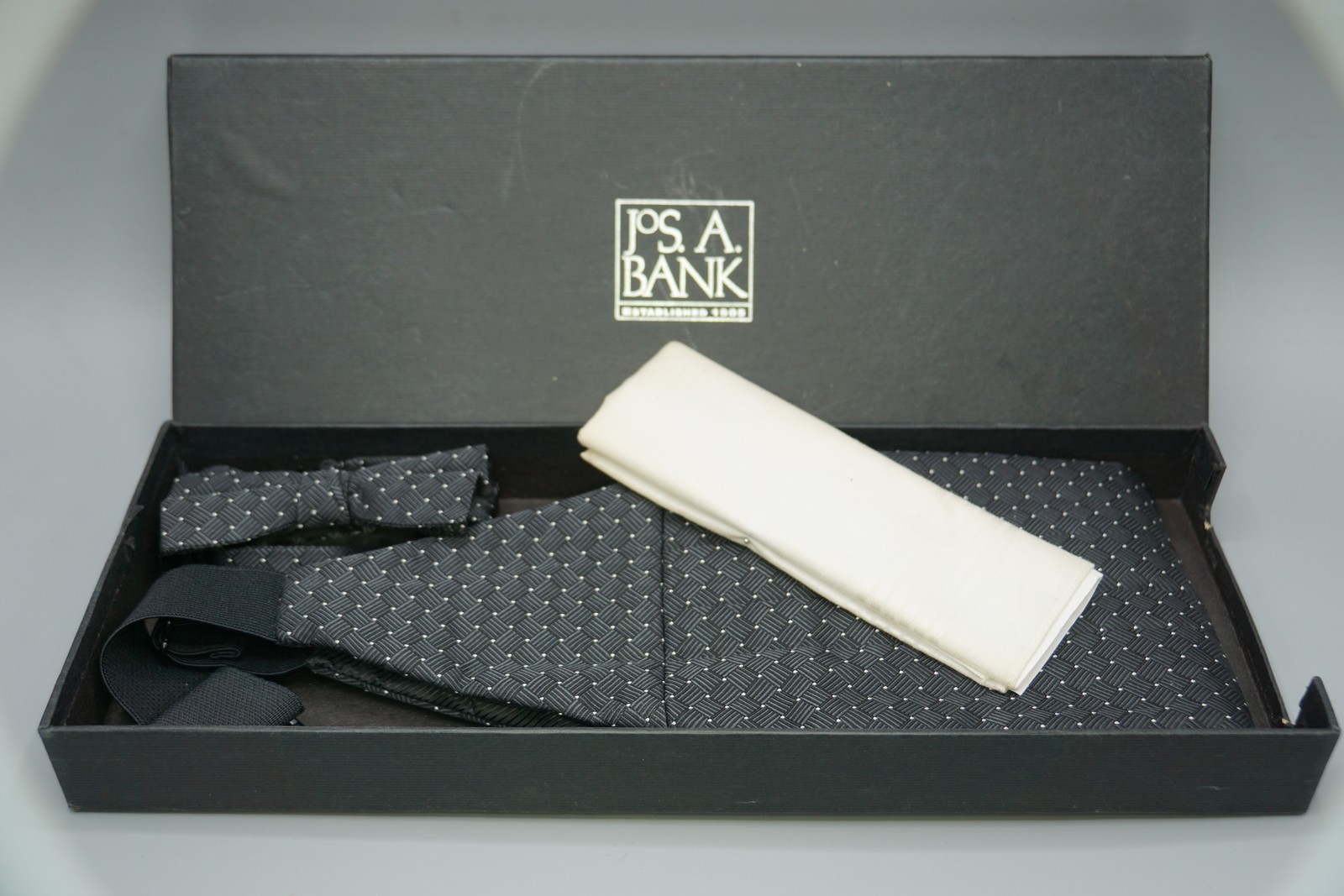 Jos. A. Bank Men's Pindot Black Tie, Bowtie & Pocket Square Set - One Size
