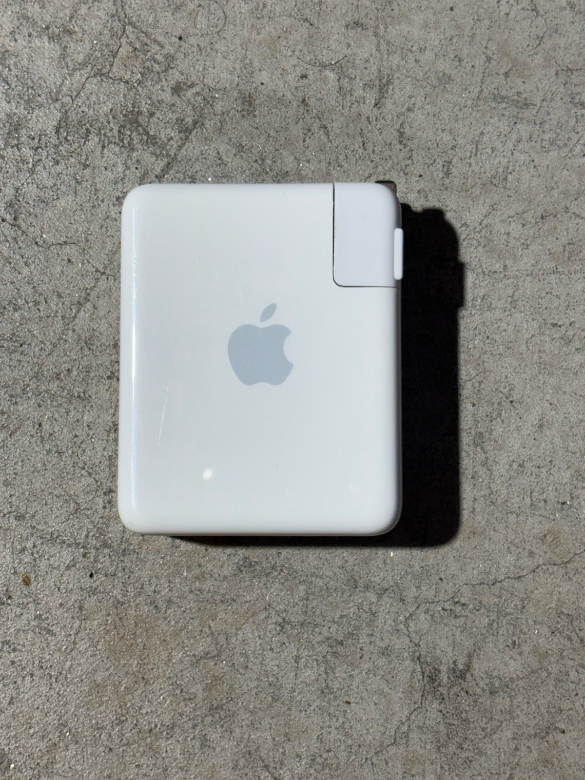 Apple AirPort Extreme Base Station a1264 White USB Ether Net 3.5mm Audio