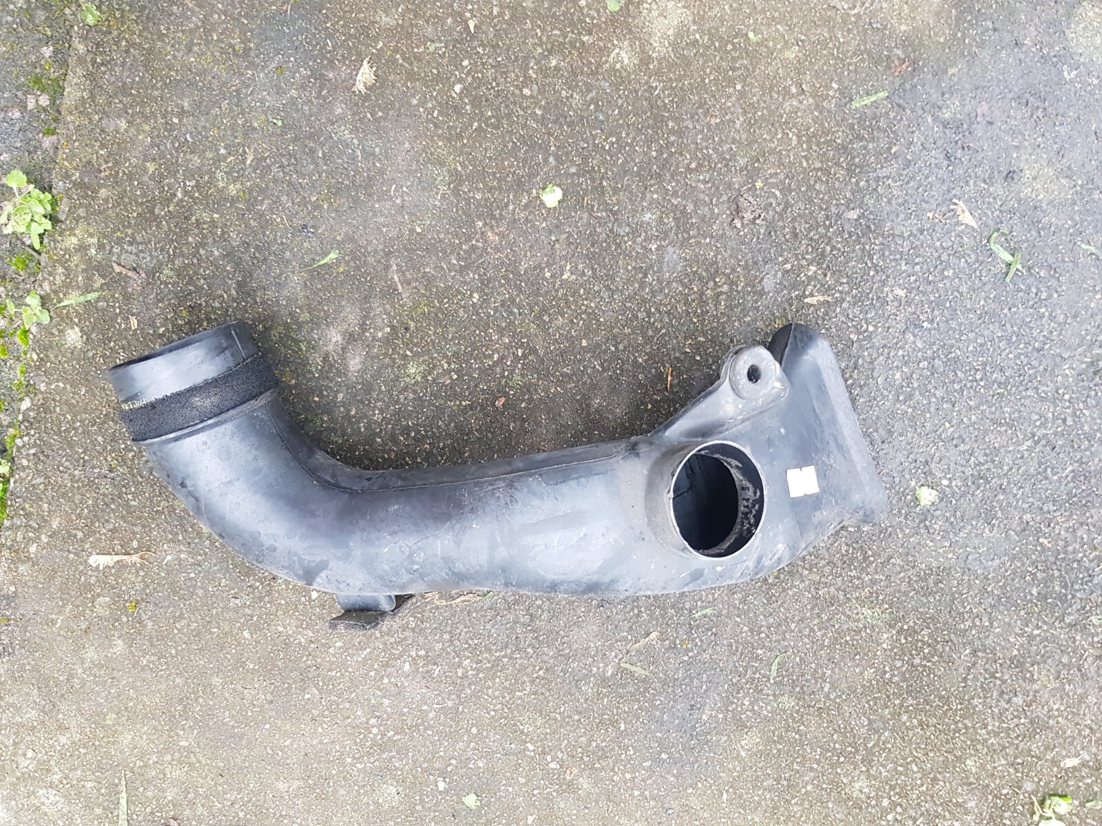 Toyota Corolla Verso 1.8 petrol air intake hose pipe 17751-0D130
