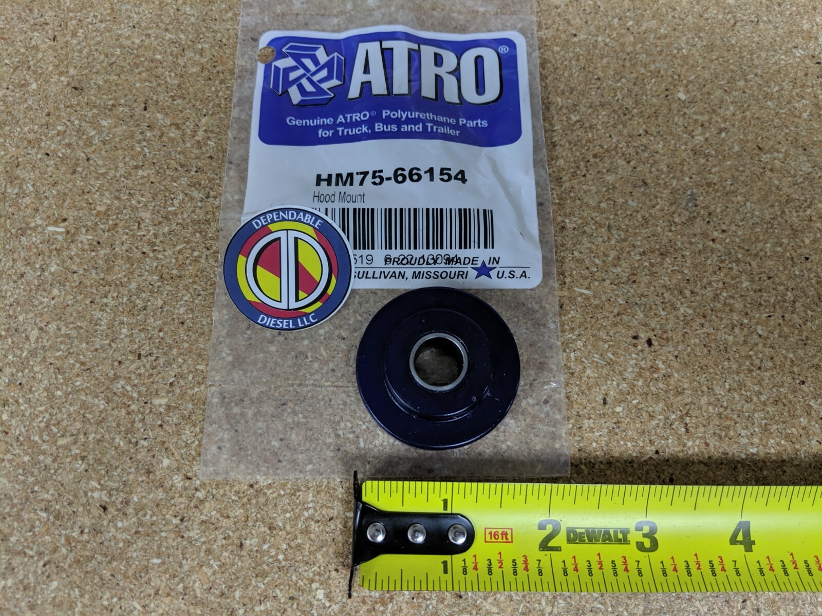 Hood Pivot Bushing for Peterbilt 379 ATRO # HM75-66154 Ref# 13-04154 Round Mount