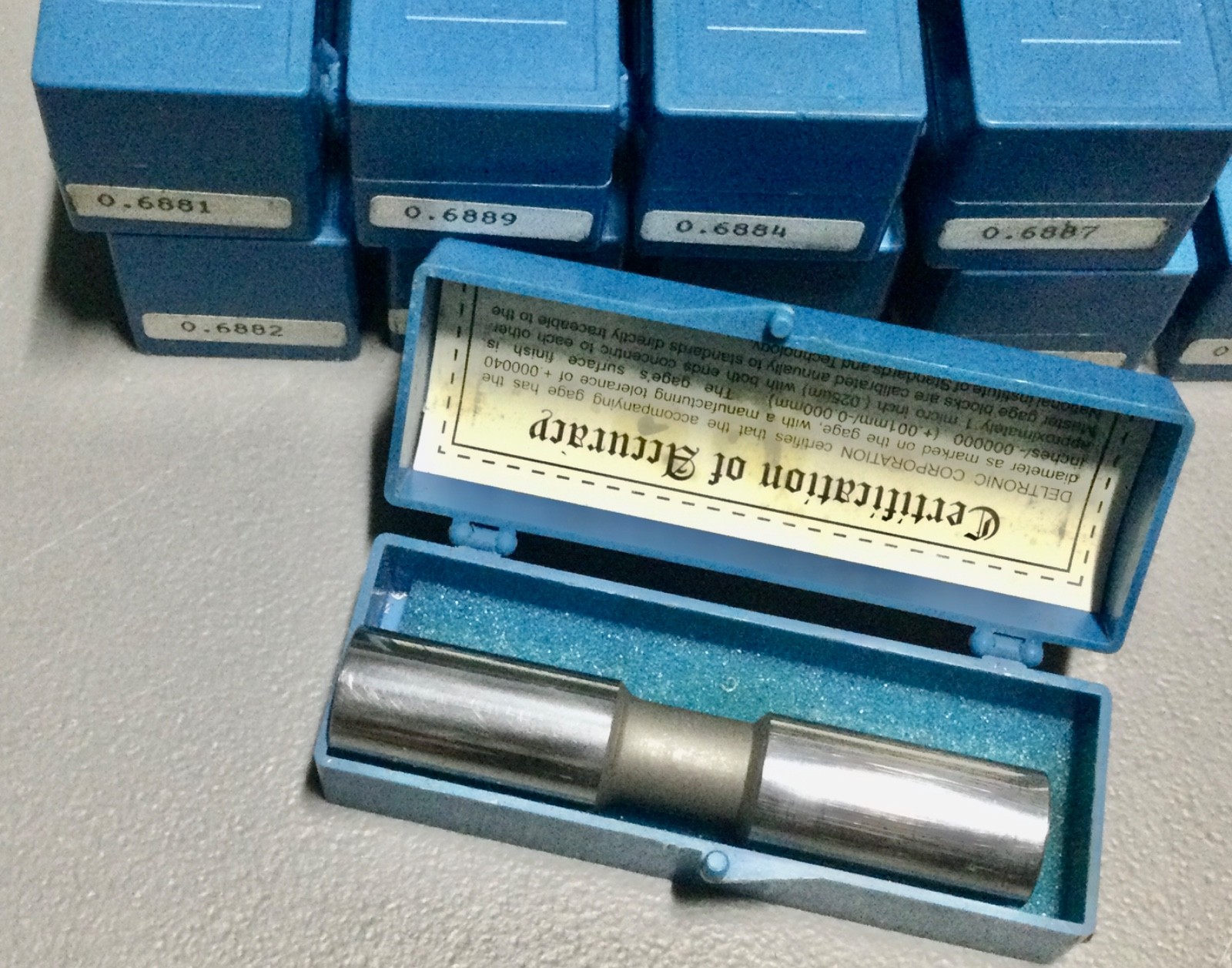 New — 10 DELTRONIC  .6880-.6882; .6884-.6890 PLUG BORE GAGES (.0001 steps)
