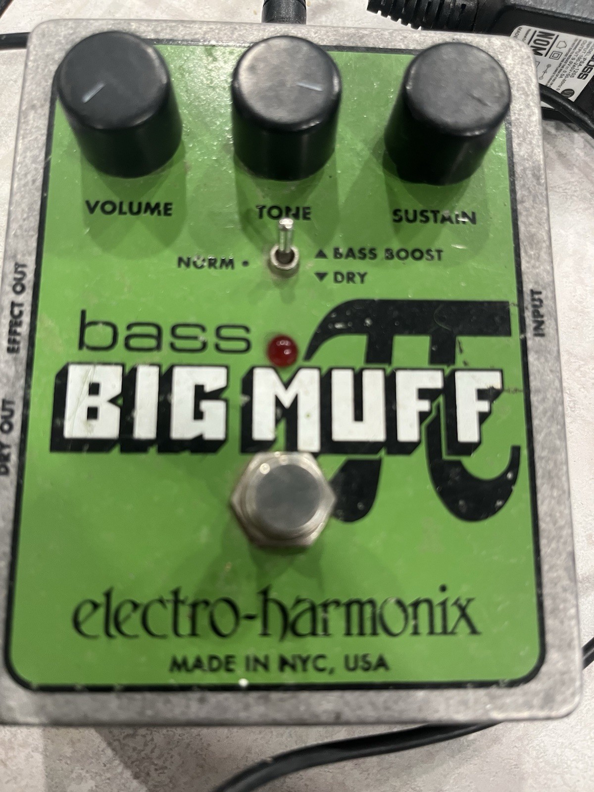 Electro-Harmonix - Bass Big Muff Pi - NYC - Distortion Fuzz Guitar Effects Pedal