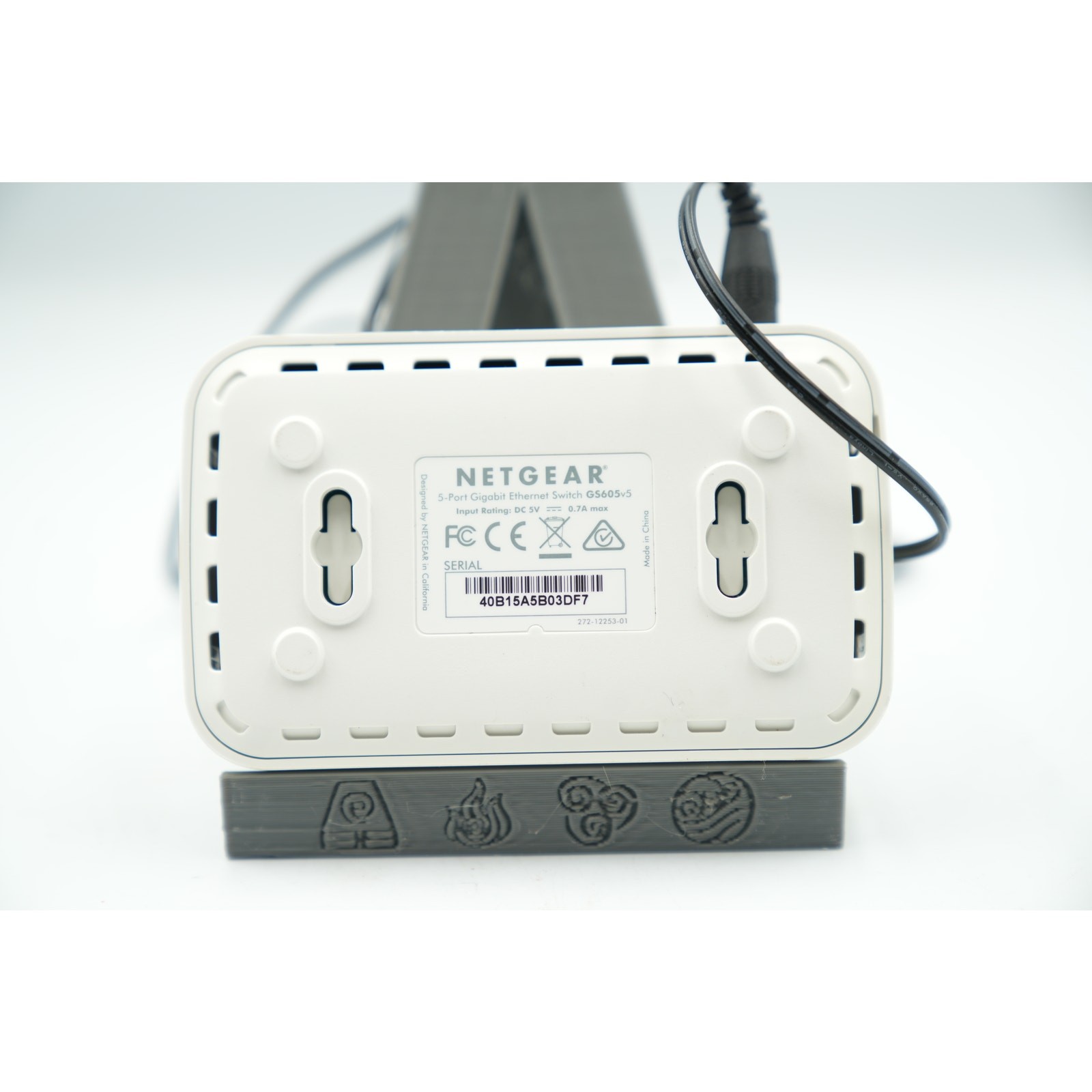 Netgear GS605v5 5-Port Gigabit Ethernet Switch White Desktop Network Hub Tested