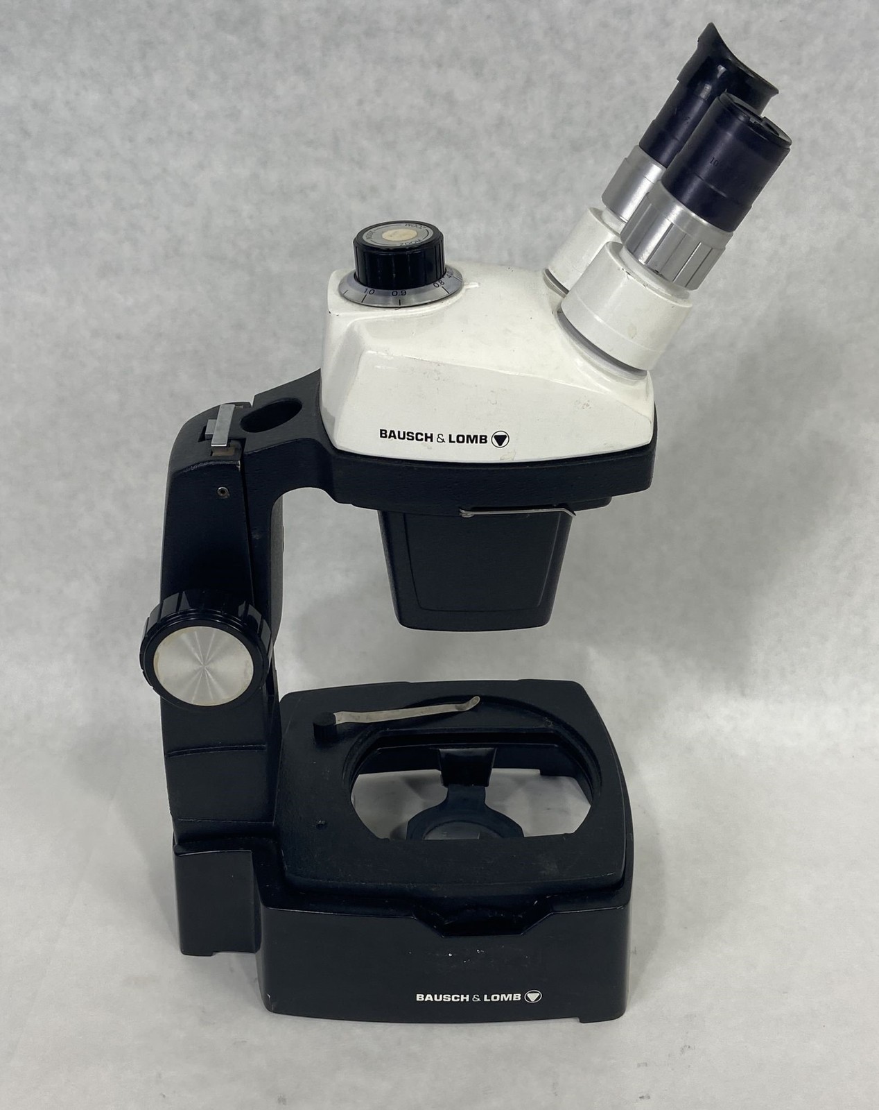 Bausch & Lomb StereoZoom 5 Stereo Microscope 0.8x-4x w/ Stand