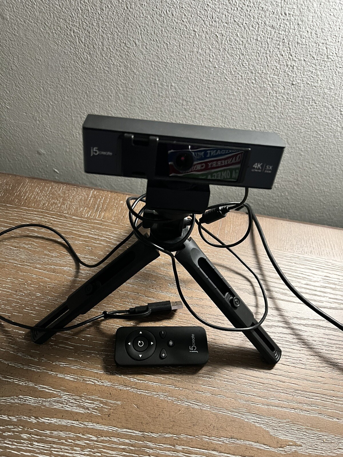 j5 Creat Webcam with Remote! Still Have Original Box Etc. Perfect Condition.