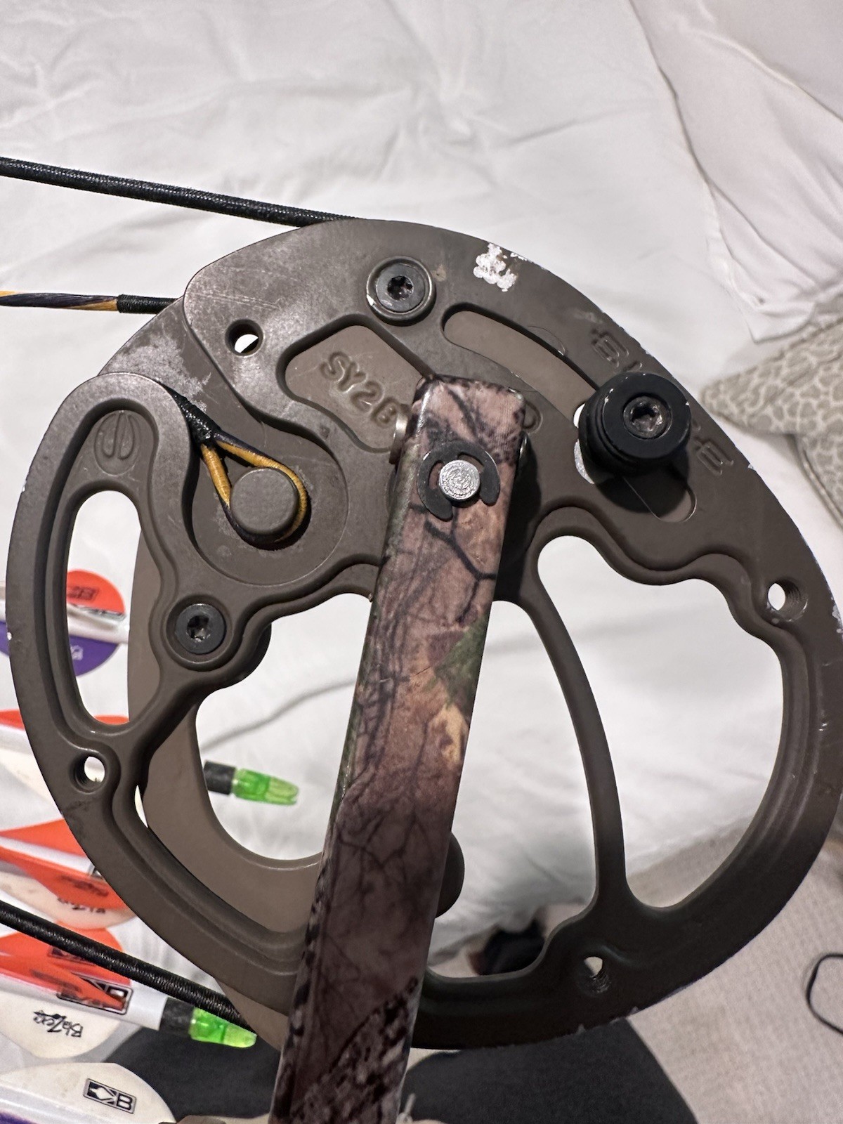 Elite Synergy Bow 30.5” 70#