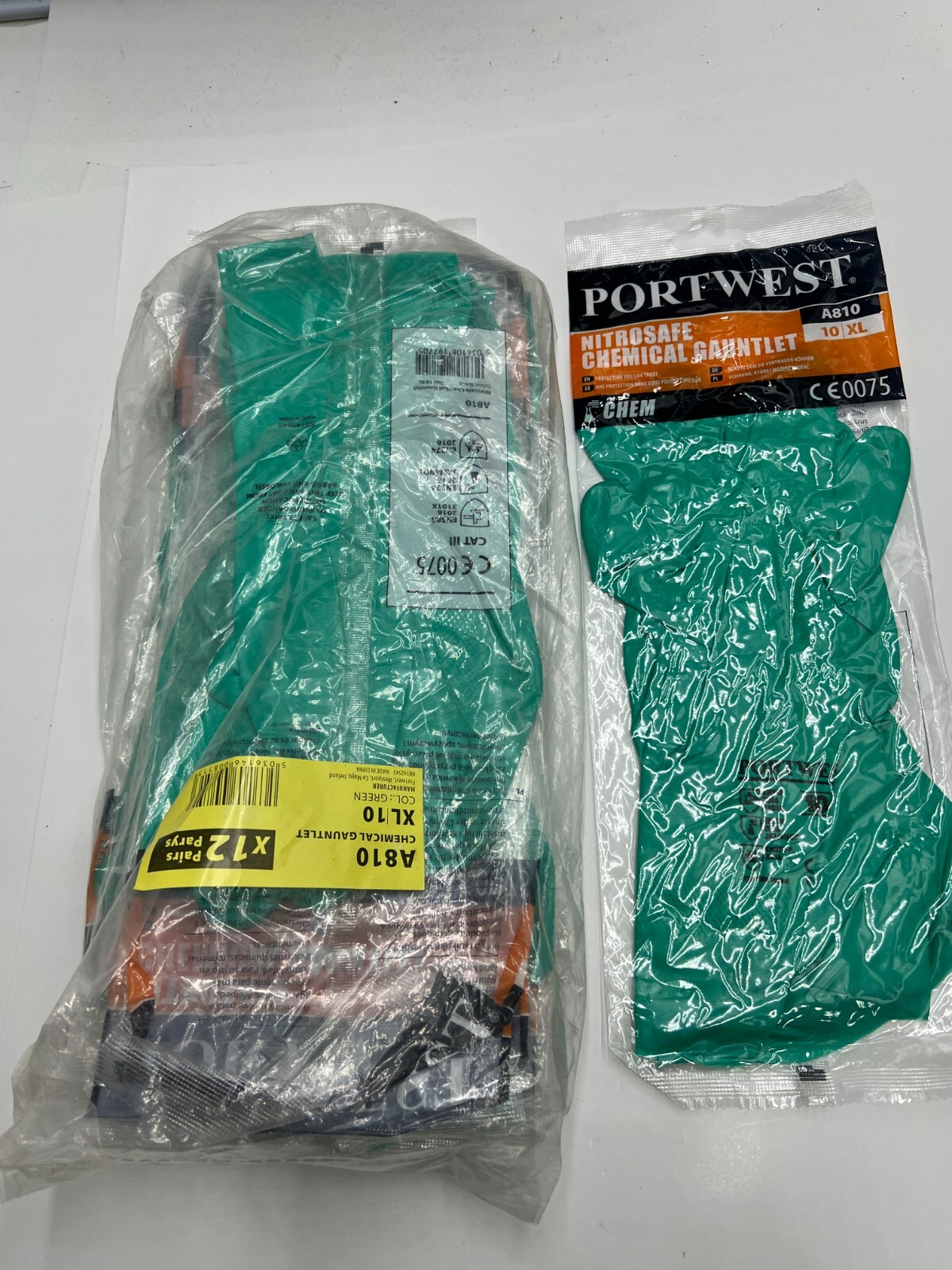 Pack of 12 Portwest Nitrosafe Chemical Gauntlet Nitrile Glove Pairs XL A810