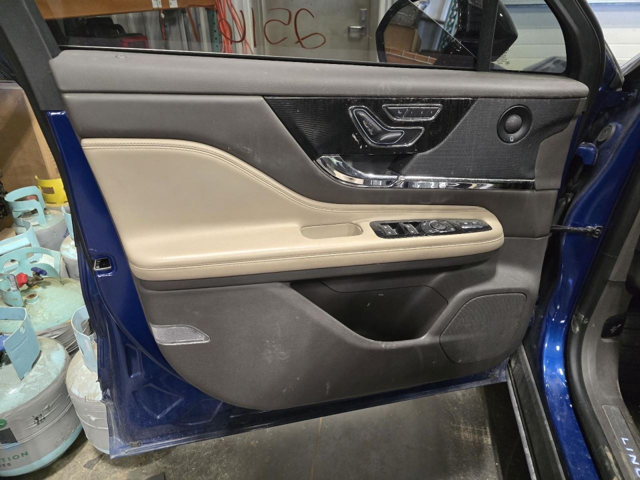Camera/Projector Camera Windshield Mounted Fits 20-22 CORSAIR 1551734