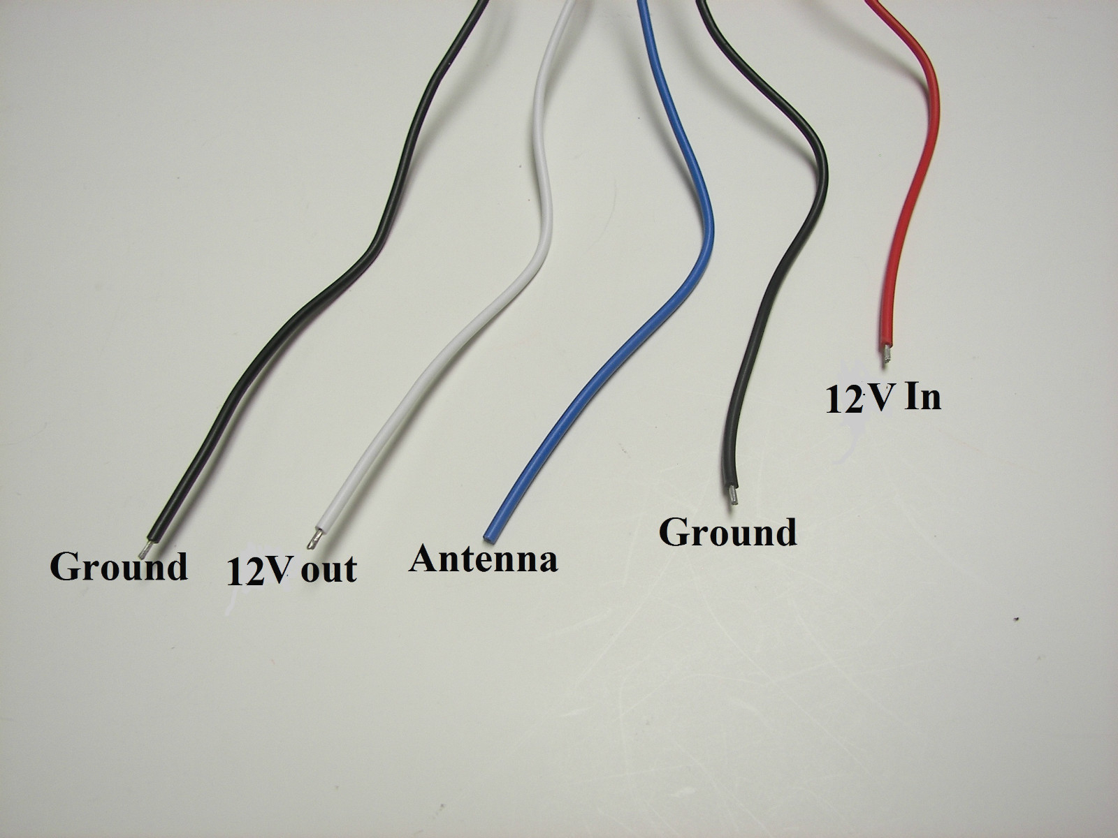12v 4 channels MOMENTARY relay switch with 2 long range remote control RM400P2