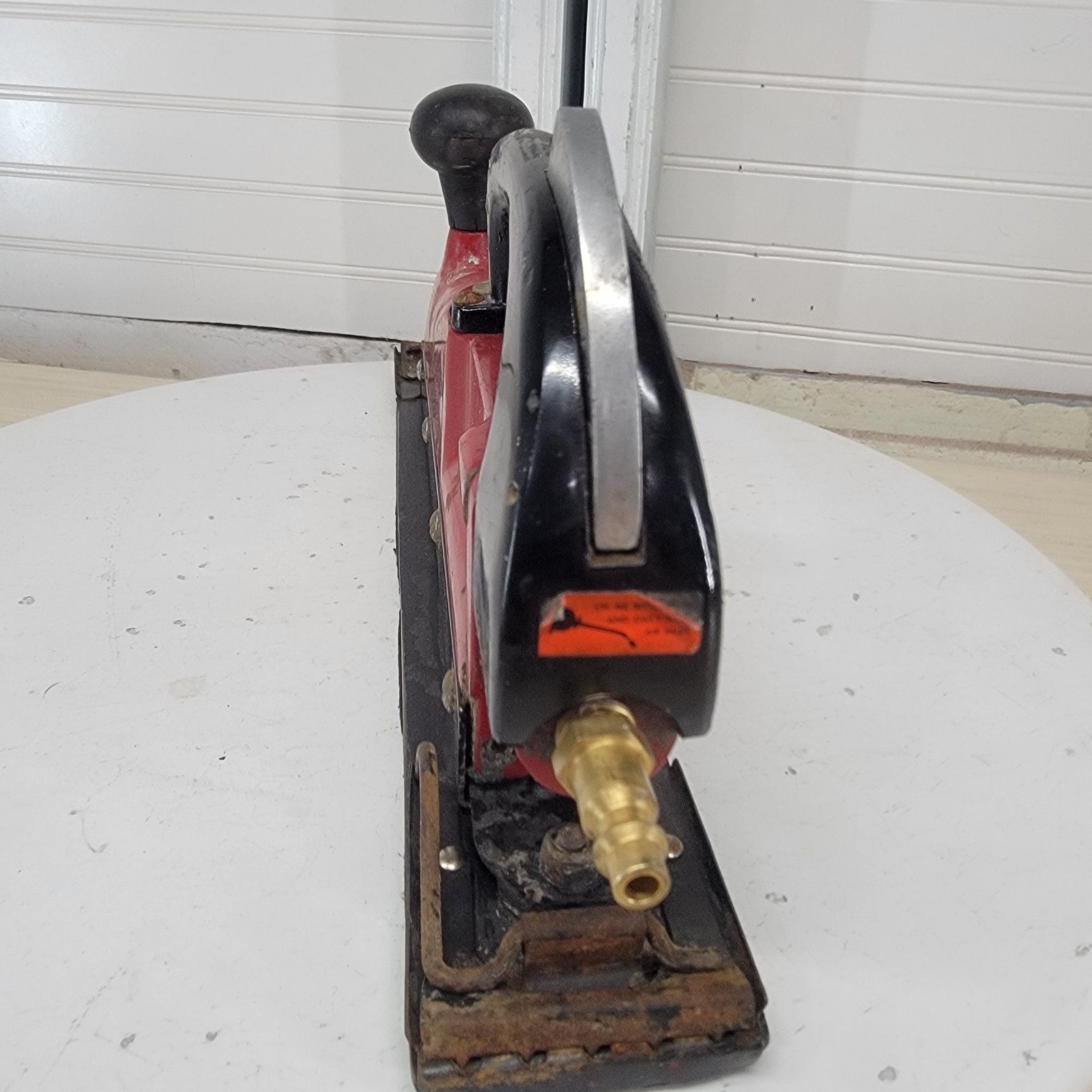 Central Pneumatic 280 Straight Line Air Sander Tested Working Long Board