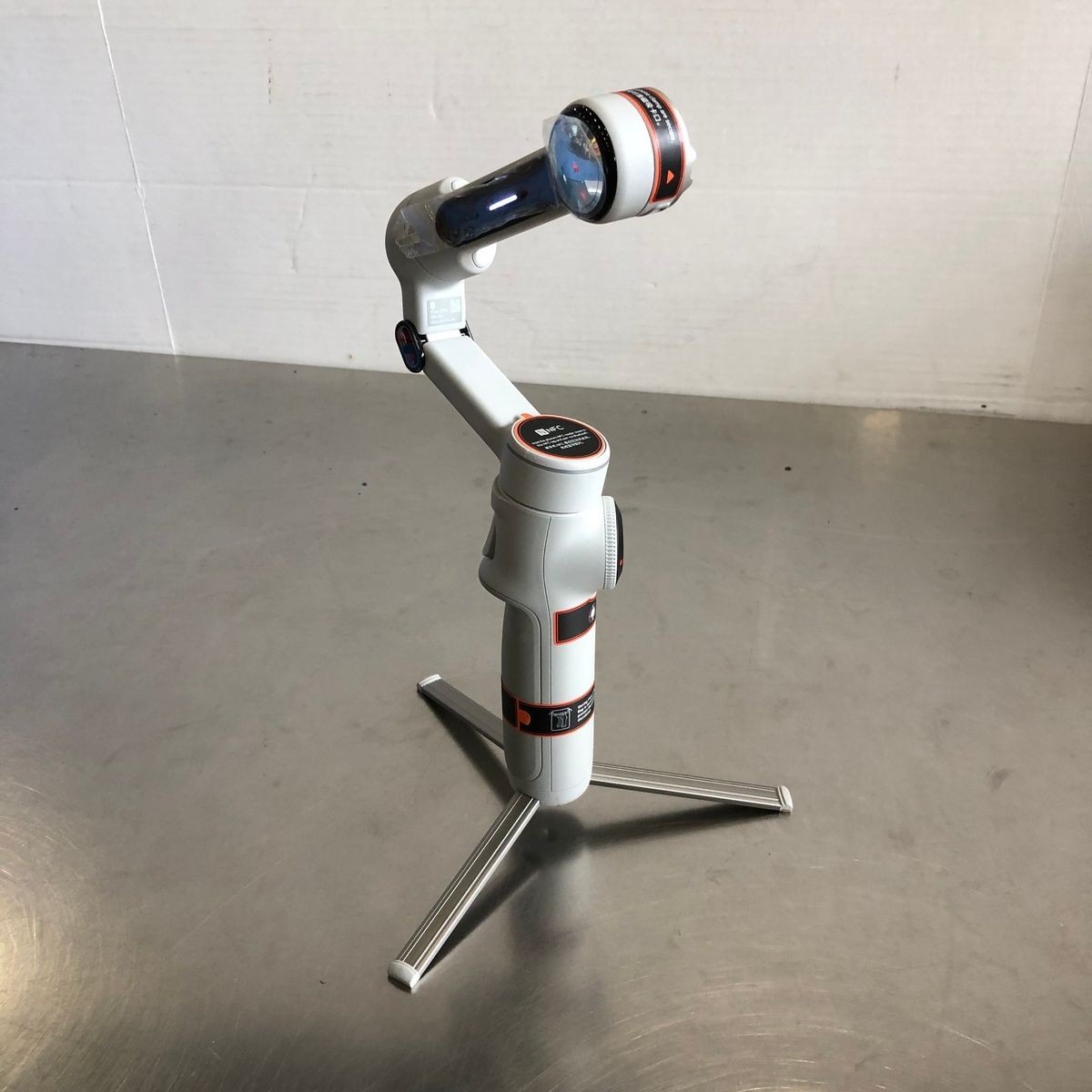Insta360 Flow 2 Pro Ultimate AI Tracking Smartphone Stabilizer Gimbal Stone Gray