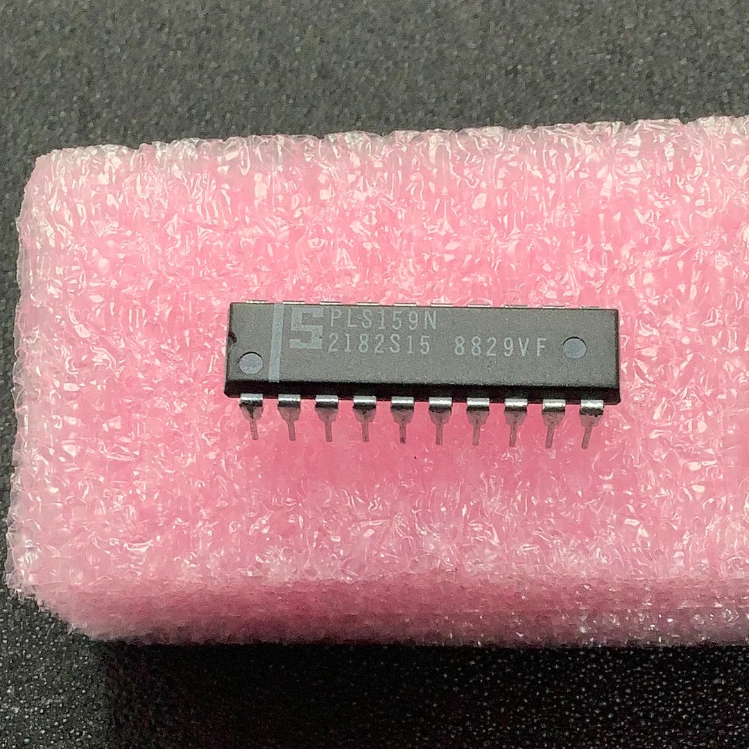 PLS159N - SIGNETICS - Programmable logic sequencer 16 × 45 × 12