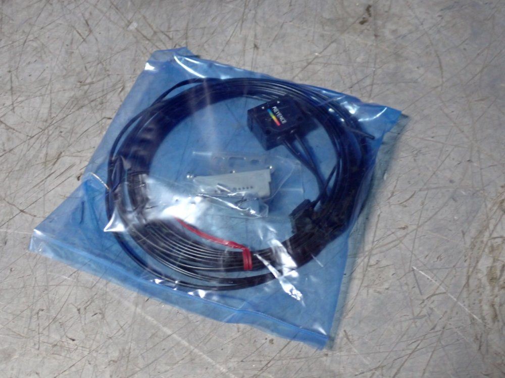 KEYENCE SENSOR CZ-H353