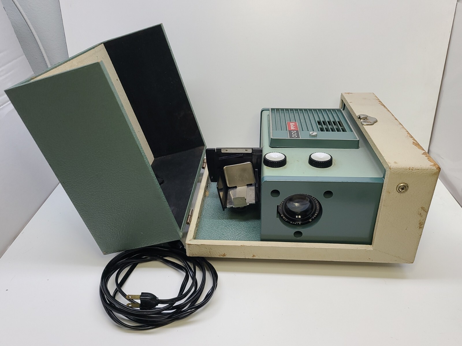 Kodak 500 Model B Photograph Slide Projector 1950's Vintage Readymatic F3.5 Lens