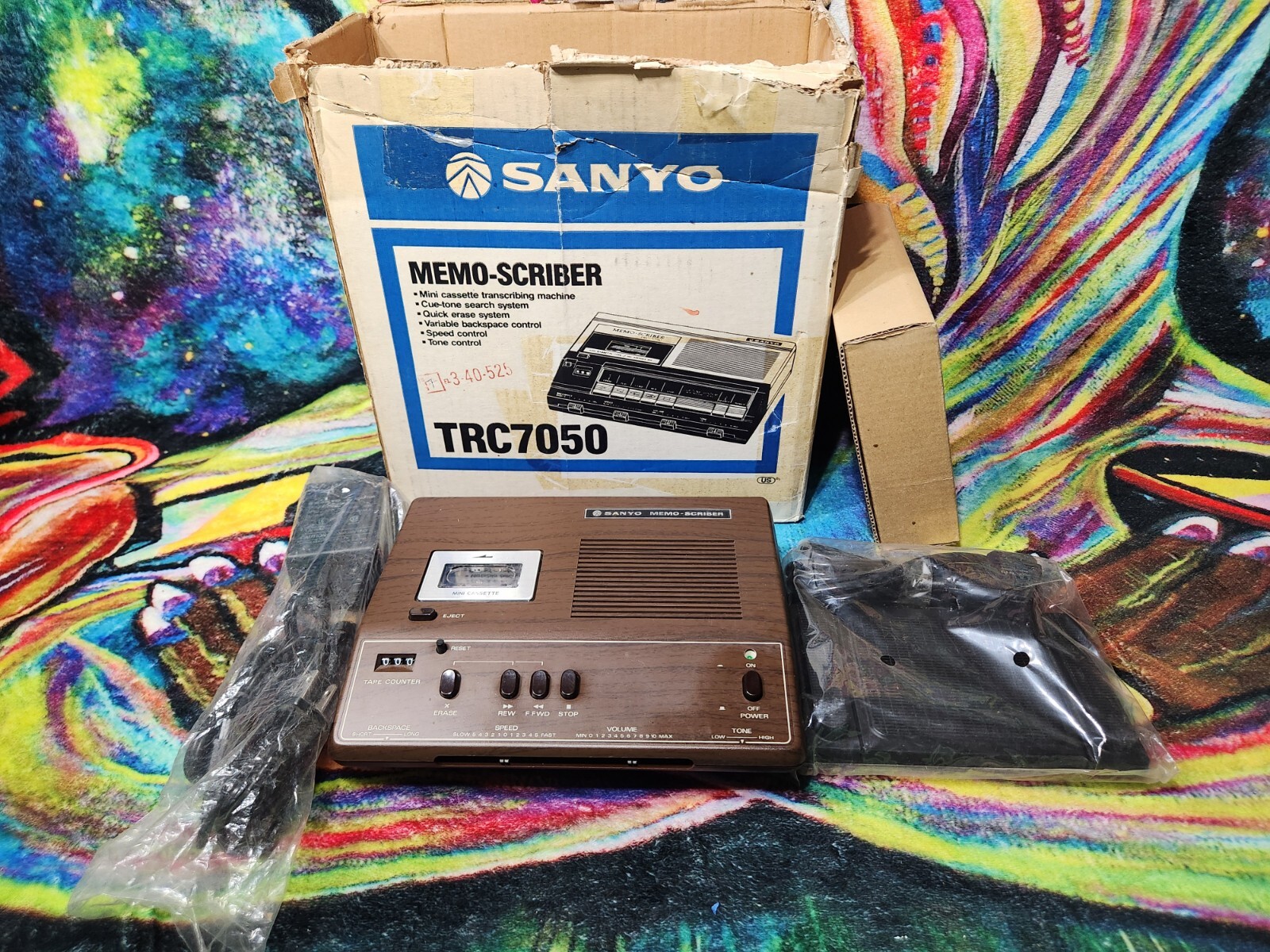 Vintage Sanyo TRC7050 Woodgrain Memo Scriber Transcribing Machine & Accessories