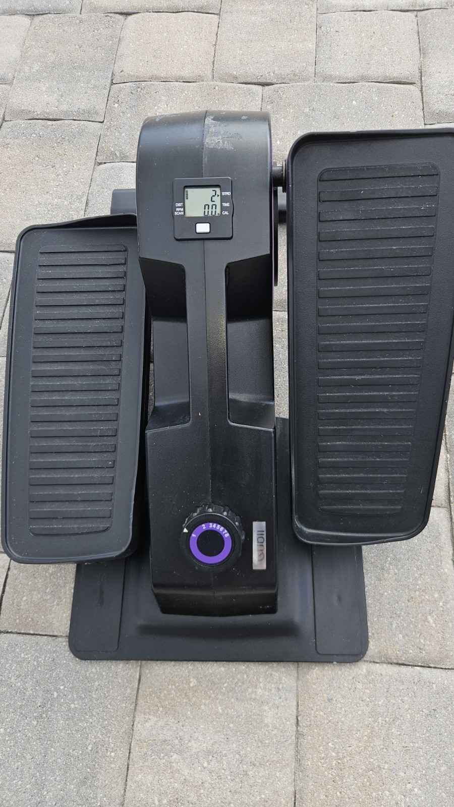 Cubii F3A2 Seated Under Desk Elliptical, Purple