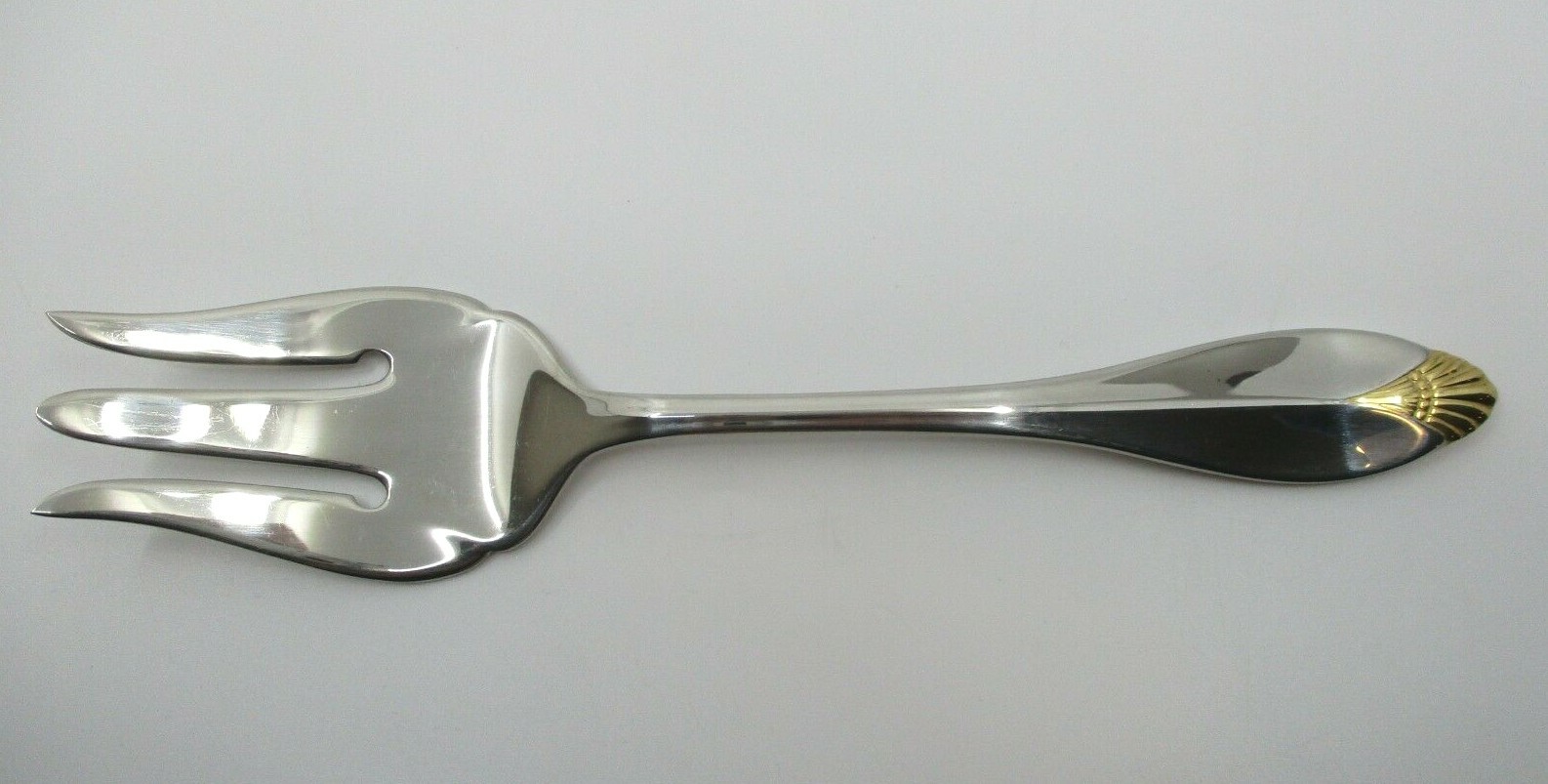 ONEIDA STAINLESS GOLDEN KINGSWOOD COLD MEAT FORK  -  8 5/8" - 02G