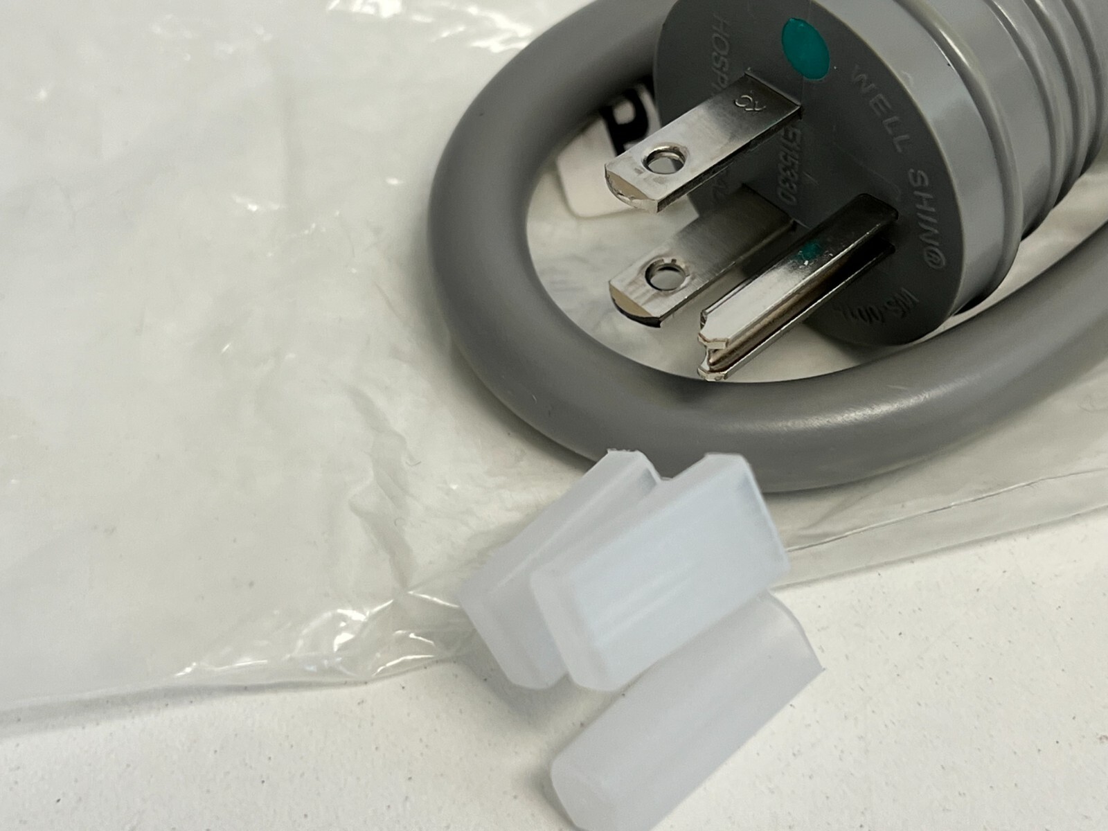 ZZ15: 005589-00 Hospital Grade Power Cable