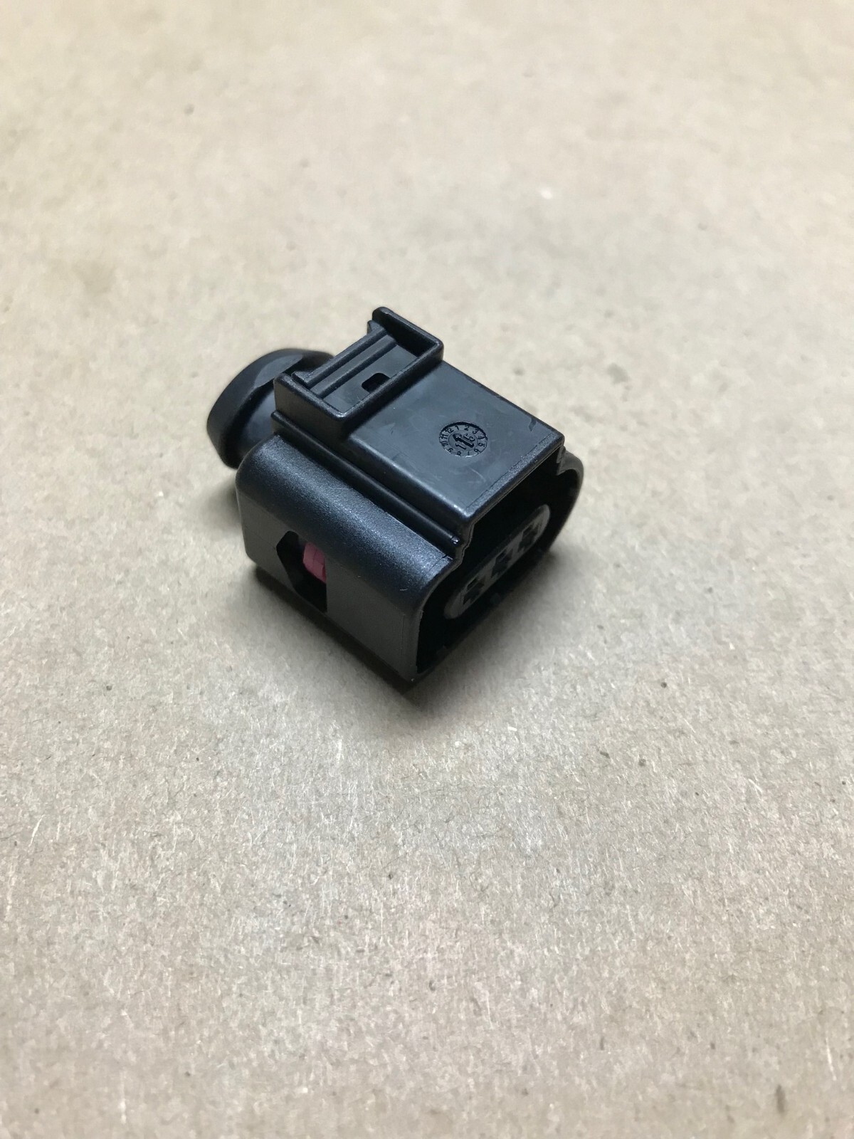 Lot of 2 Pcs FEP 42511400 Connector (3-Way F 1.5 MCP) - BRAND NEW & FREE SHIP