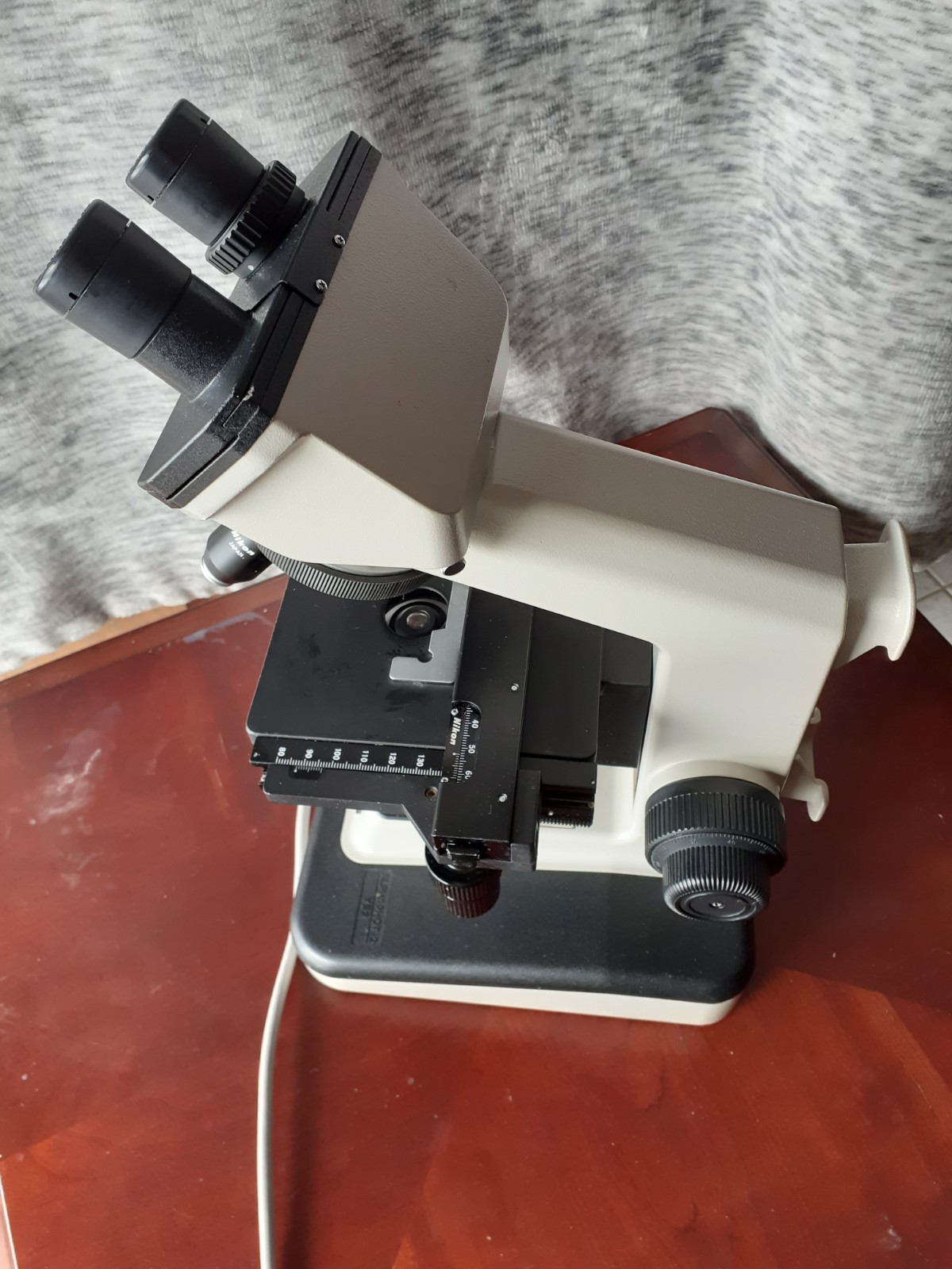 Nikon YS2-T Alphaphot Binocular Microscope w/ Eyepieces & 3 Objective Lenses