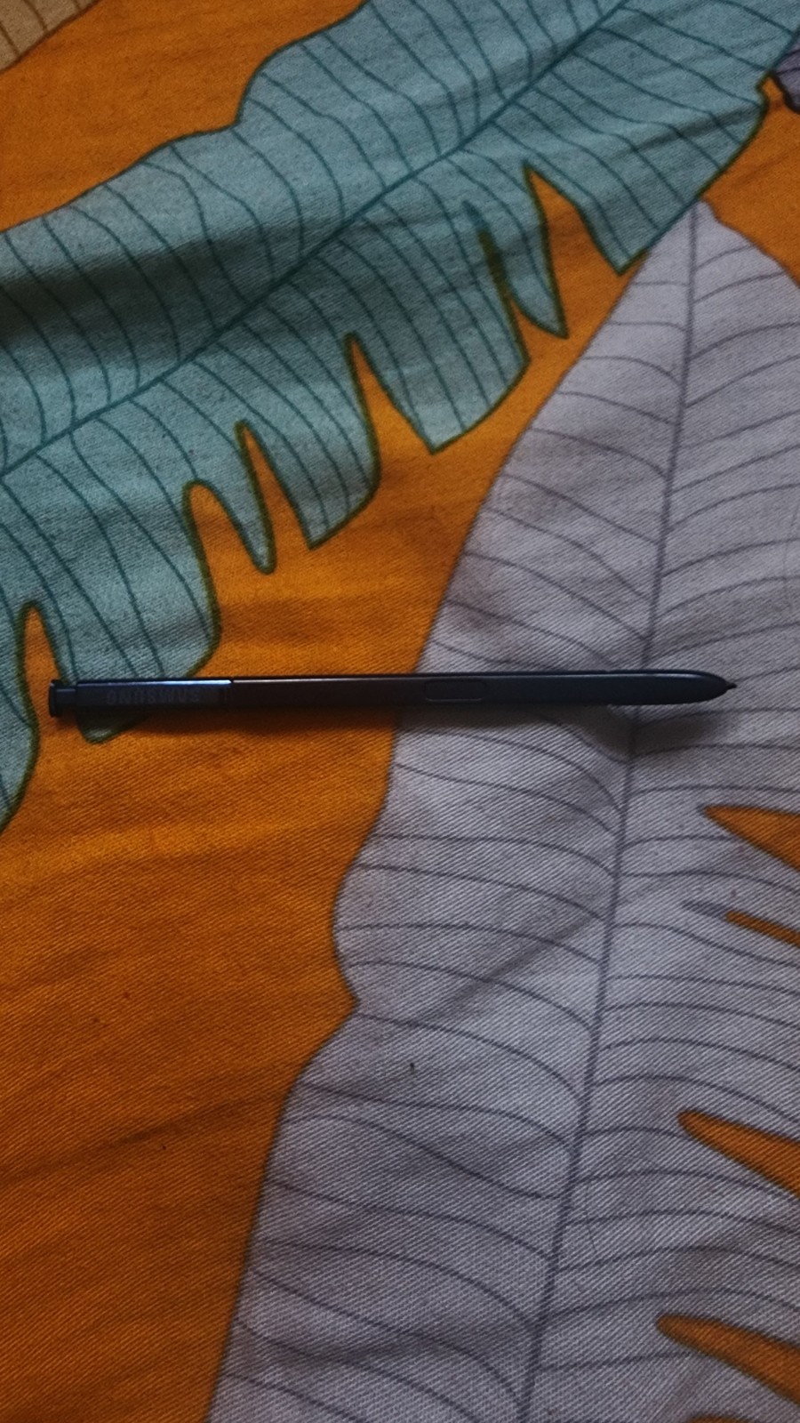 Black Stylus Pen w/ Clip, Plastic, Universal for Tablet & eReader Touchscreen