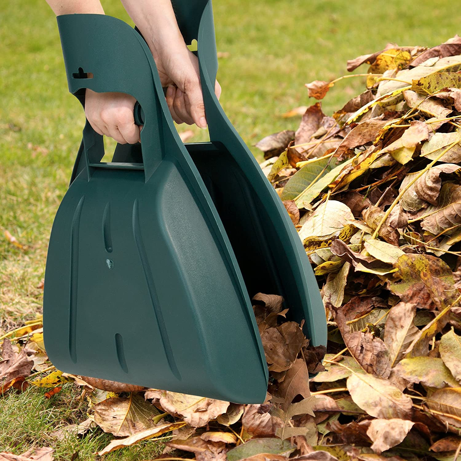 Leaf Scoops Hand Rakes - Lightweight, Durable Grabber Tool for Scooping up Leave