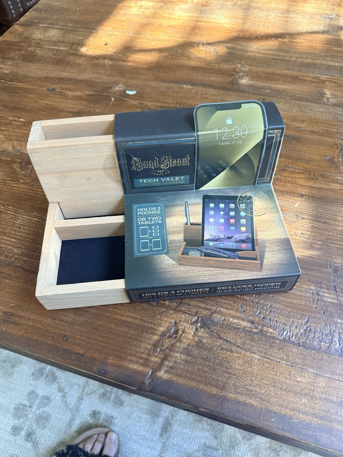 Bond Street Tech Valet Holds 3 Phones And A Tablet Or 2 Tablets