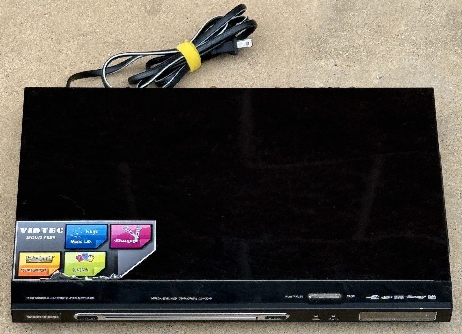 Vidtech Professional Karaoke Player MDVD-6688 - No Remote - FOR PARTS READ