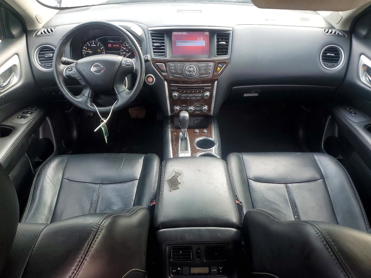 PATHFINDR 2014 Glove Box 4985711