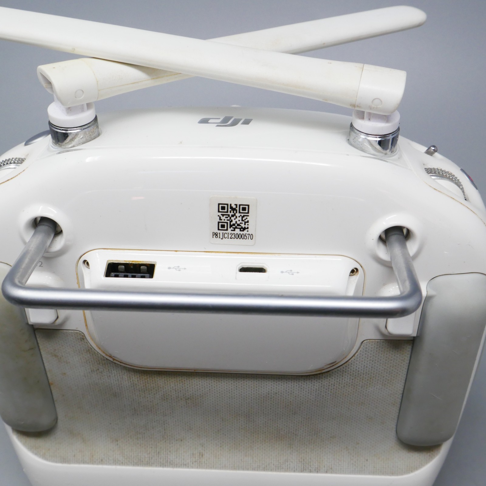 DJI Phantom 3 Professional or Advanced Remote Controller - Battery Issue