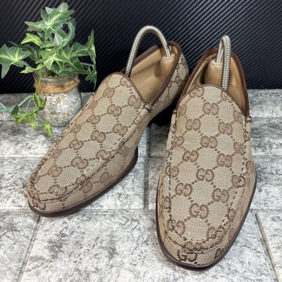 Rare Gucci GG Canvas Slip-on Loafers Size 7C Brown - Women's Stylish