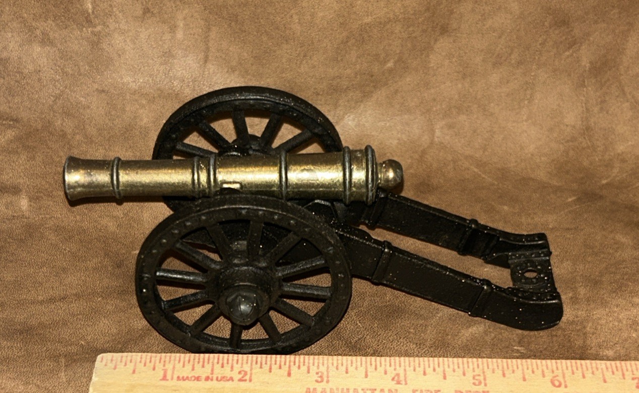 Vintage Penn Craft MT Penn PA # 641 Miniature Cannon Brass And  Cast Iron 2