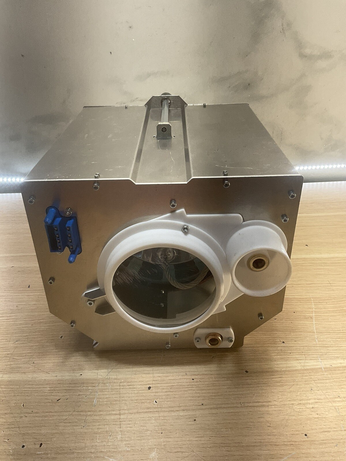 Barco FRMC HDX W14 LMP HLR Lamp for HDX-W14 DLP ProjectorJUA2168