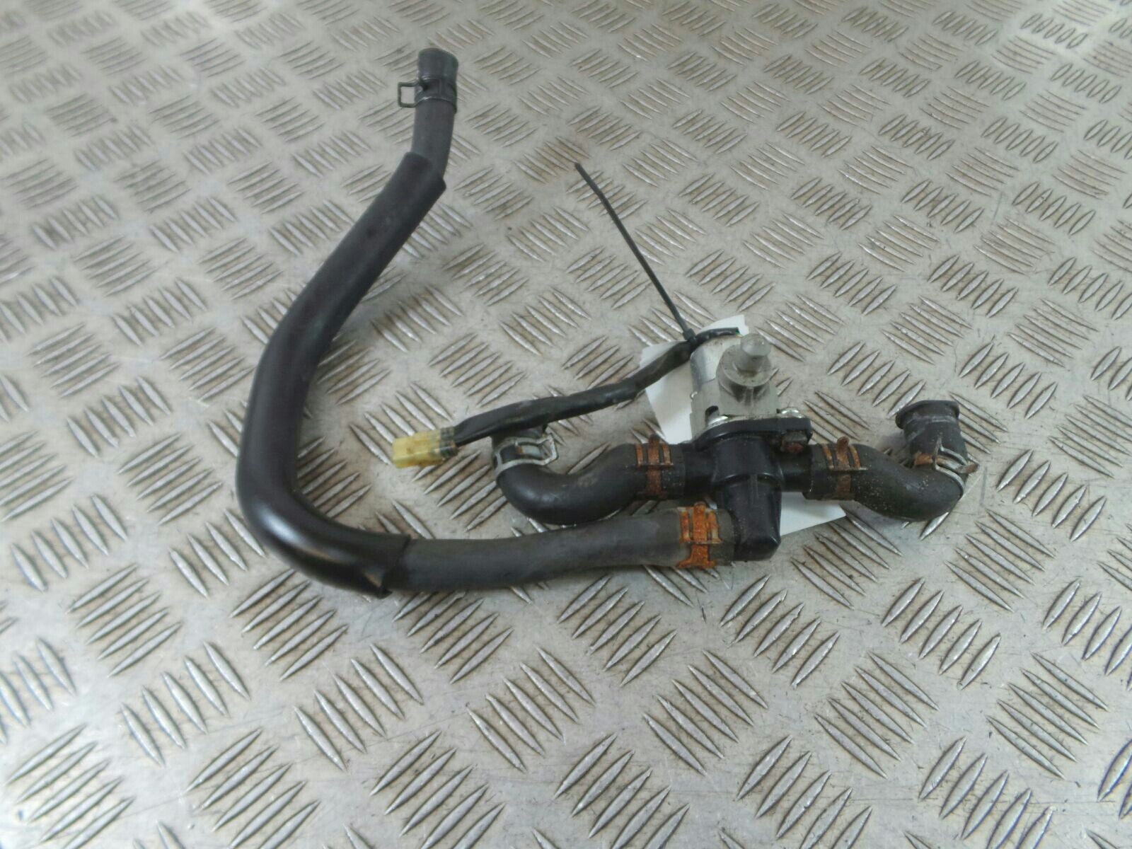 2009 YAMAHA YZF R1 Air Solenoid Valve