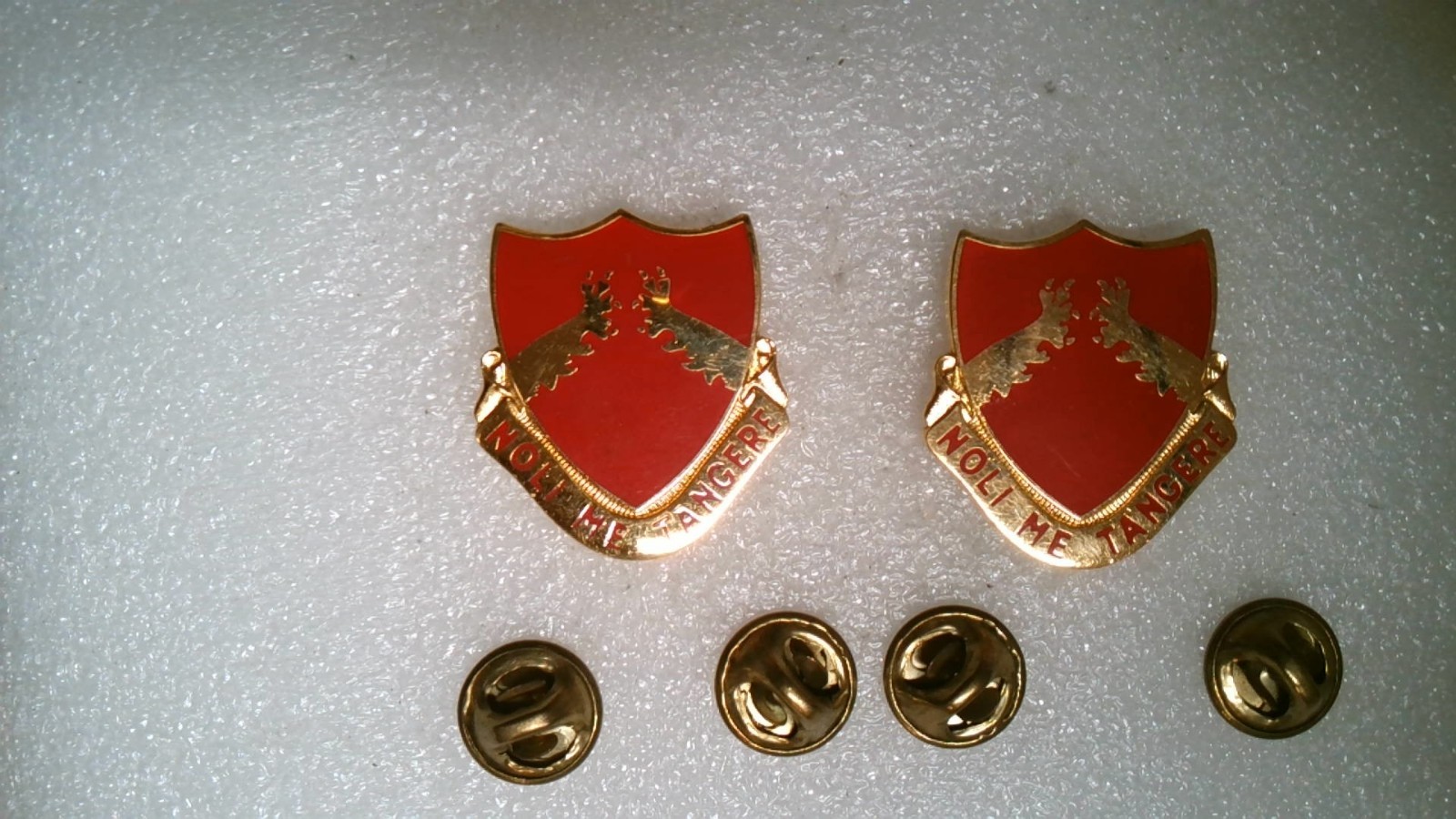 MILITARY INSIGNIA CREST SET OF 2 US ARMY 321ST FIELD ARTILLERY REGIMENT